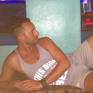 Meet your Posher, Christopher